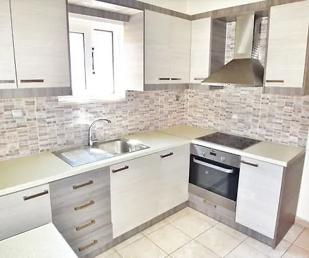 Midia Suites