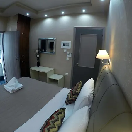 Hotel Midia Suites 3*